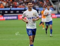 恒大战胜对手，继续领跑中超积分榜